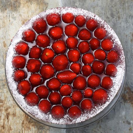 Chocolate cake with strawberries LIGHT [gluten free]