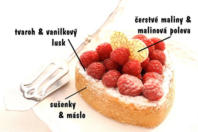Cheesecake ve tvaru srdíčka malinový