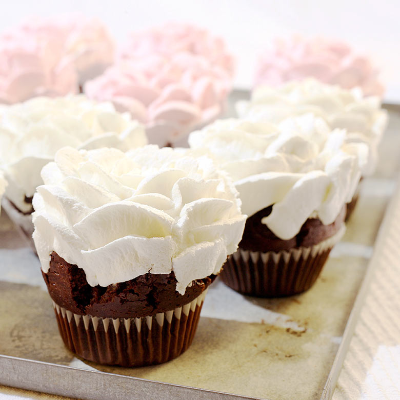 Cream cupcakes