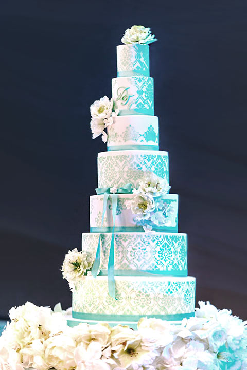 Největší svatební dort letošní sezóny